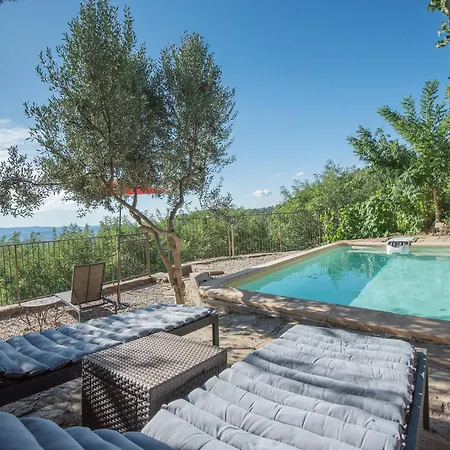 Stone With Panoramic Views *